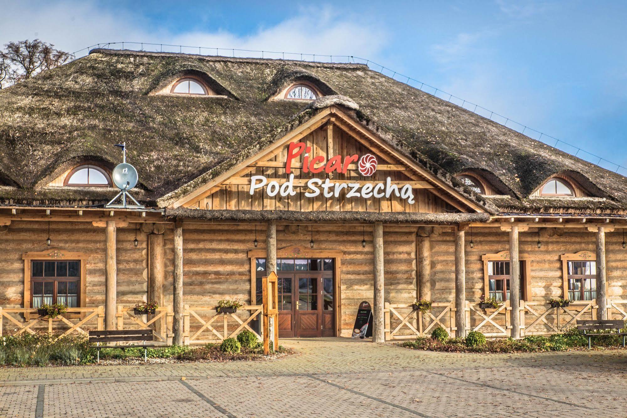 Hotel Picaro Stok Łagów Exteriör bild